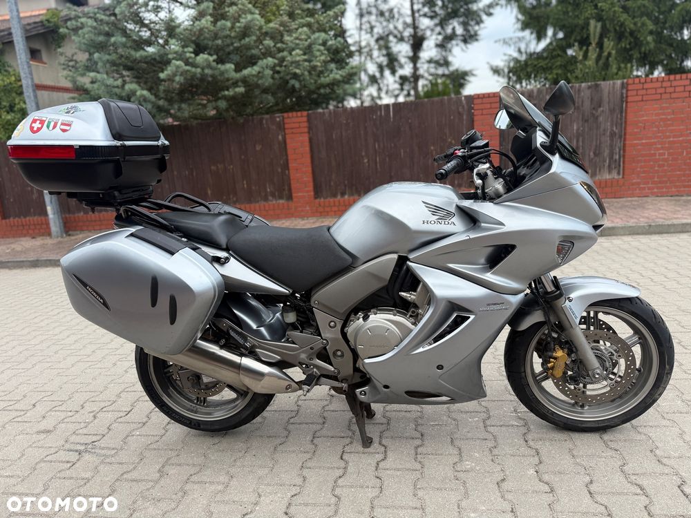 Honda CBF - 6