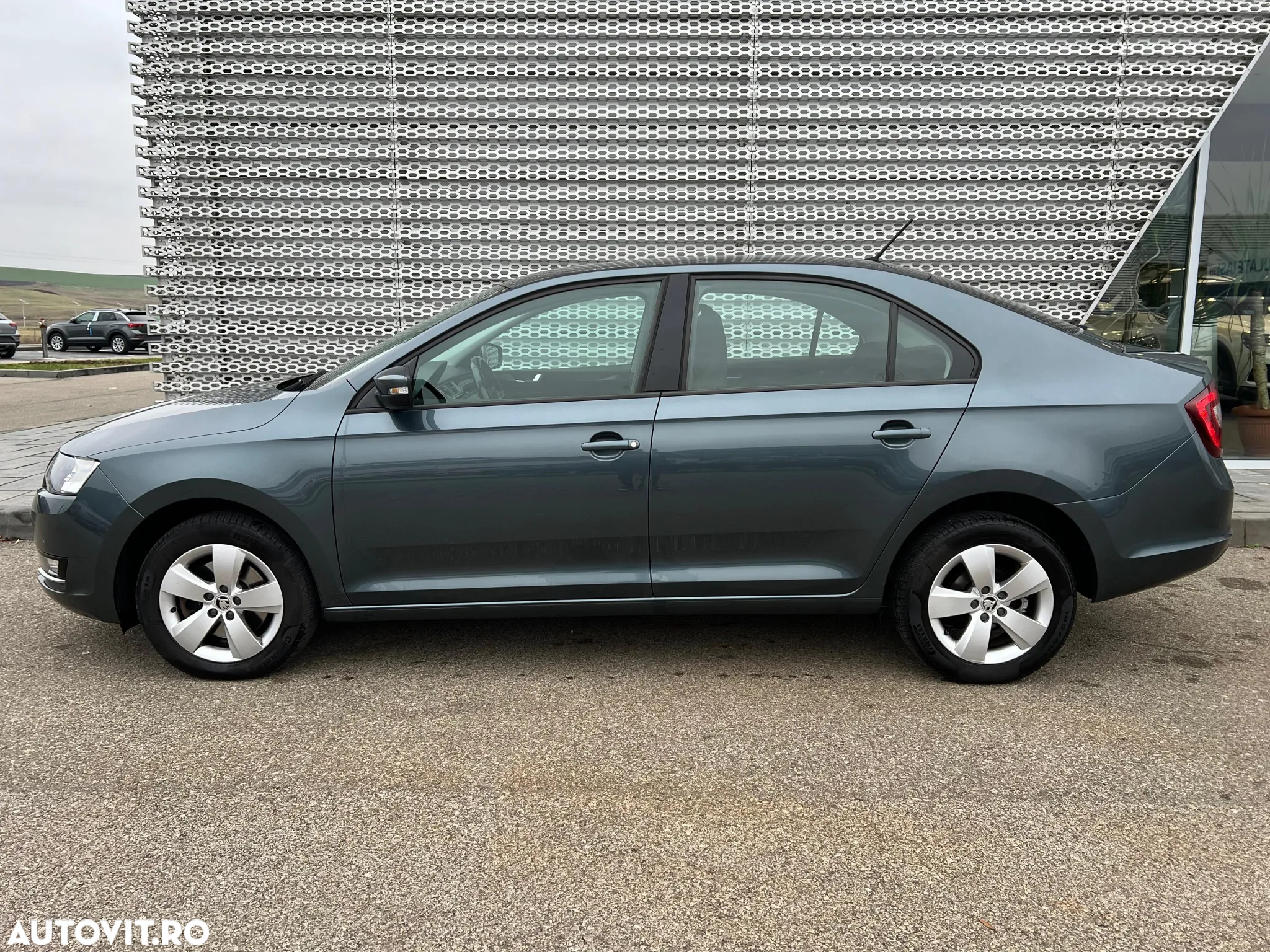 Skoda RAPID 1.0 TSI DSG Style - 7