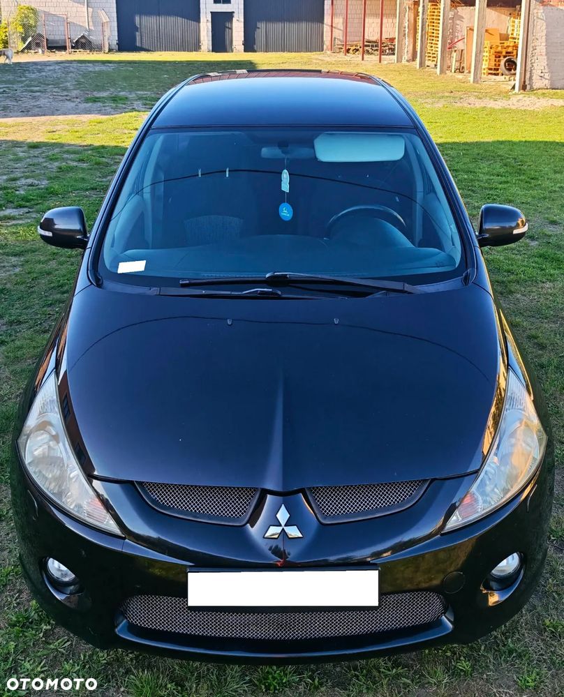 Mitsubishi Grandis 2.4 Intense - 7