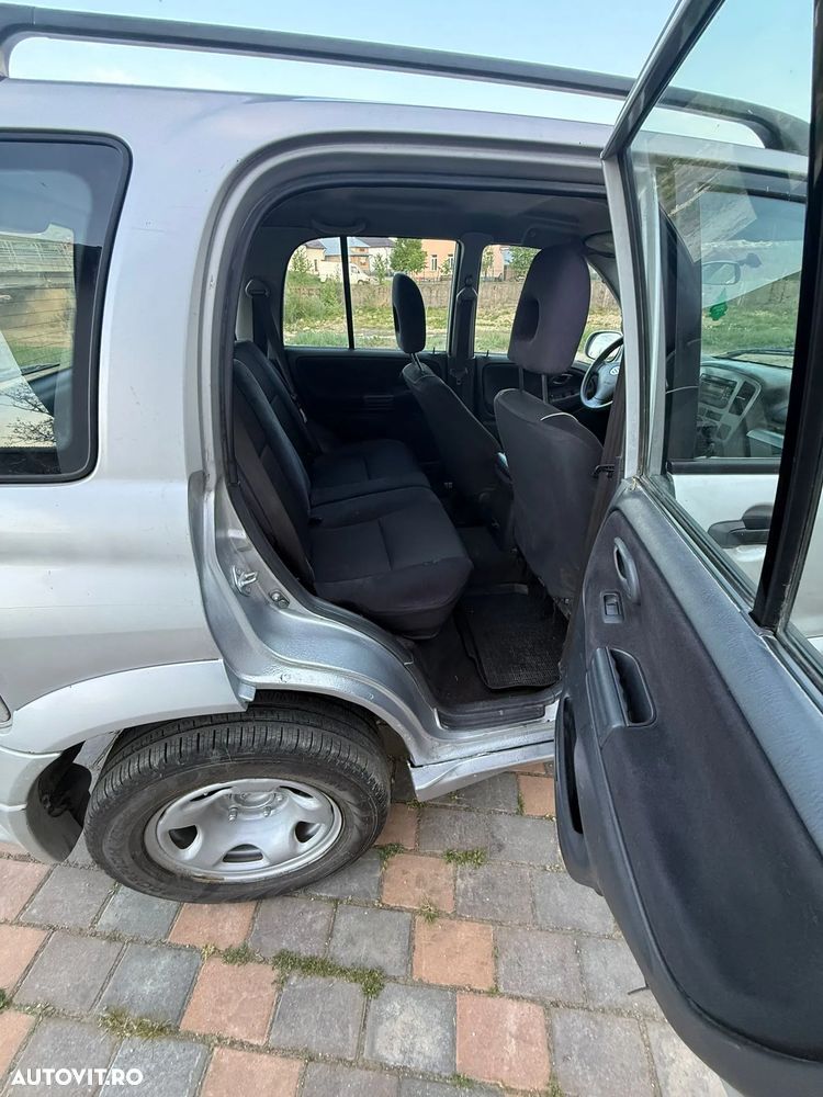 Suzuki Grand Vitara 2.0 TD Comfort Style - 6