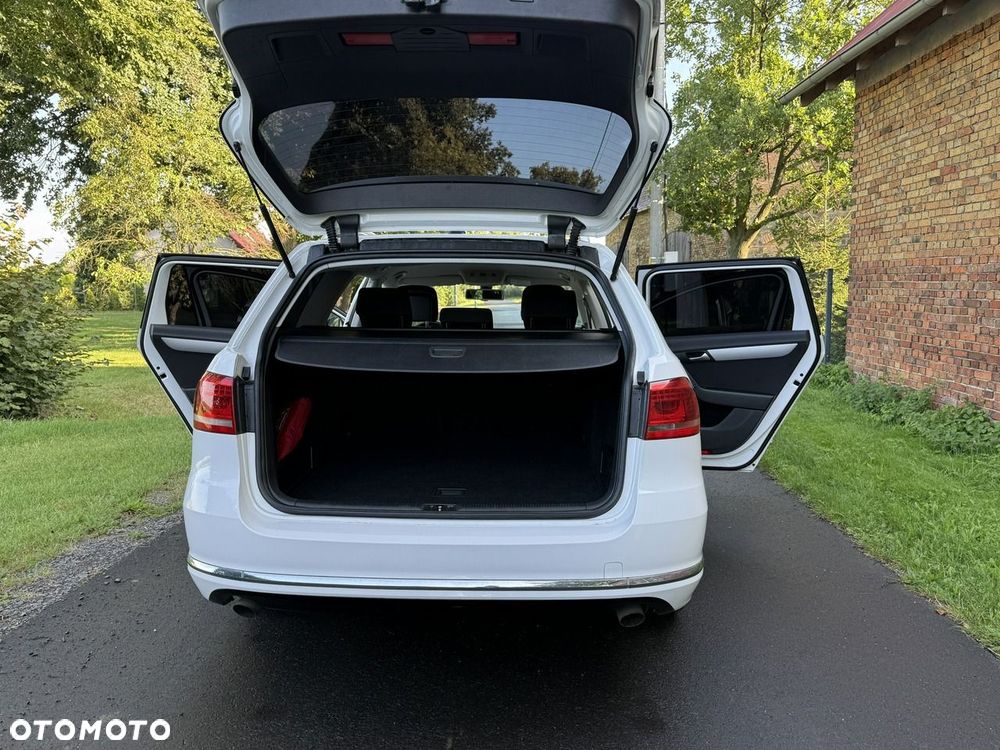 Volkswagen Passat - 8
