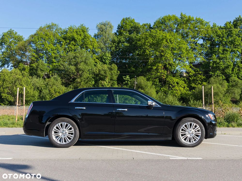 Chrysler 300C - 4