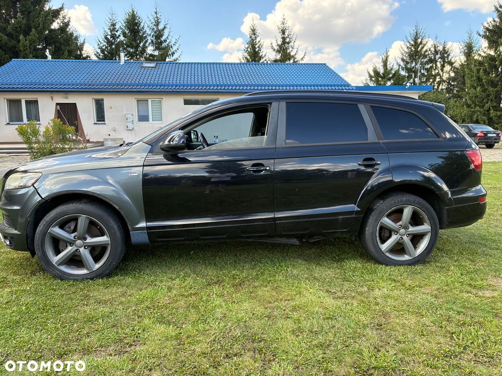 Audi Q7 - 7