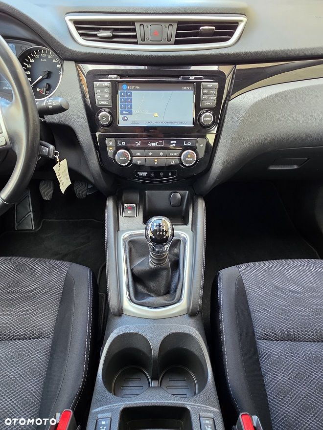 Nissan Qashqai 1.2 DIG-T N-Connecta - 27