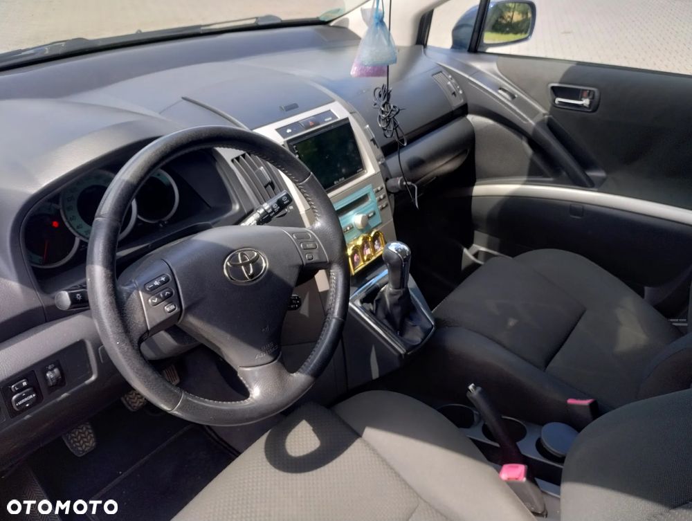 Toyota Corolla Verso 1.8 Premium + 7os - 19