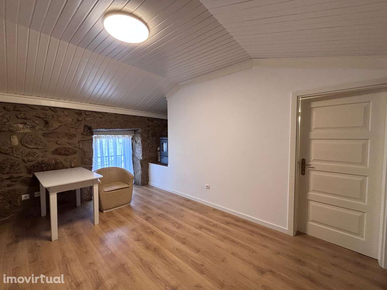 Moradia T1 em Vila Meã - Viseu - Grande imagem: 3/11