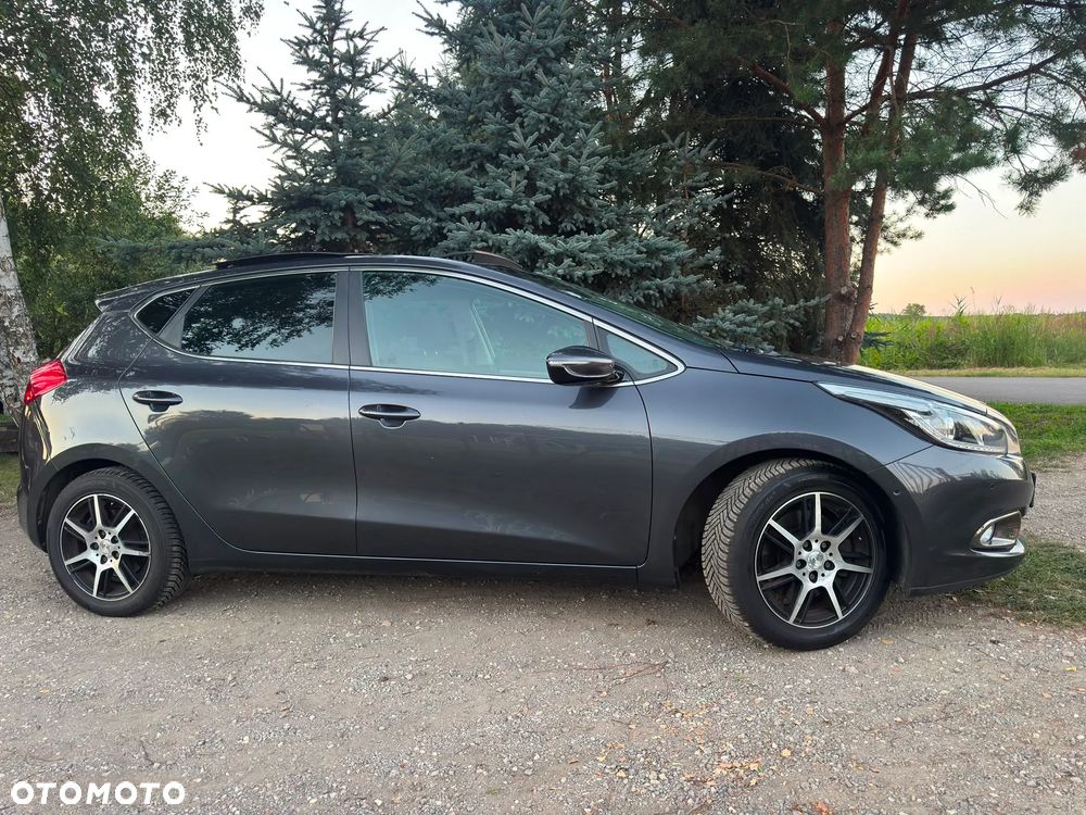 Kia Ceed 1.6 GDI DCT Platinum Edition - 5