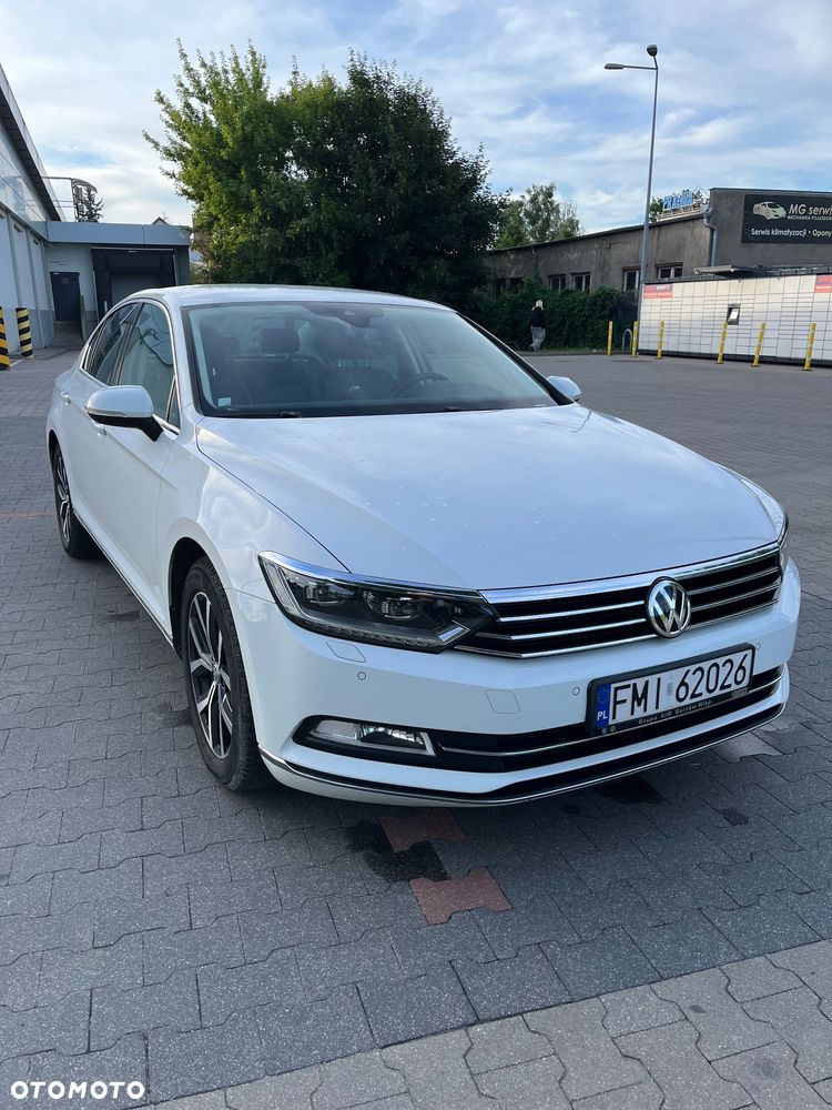 Volkswagen Passat 1.5 TSI EVO Highline DSG - 2