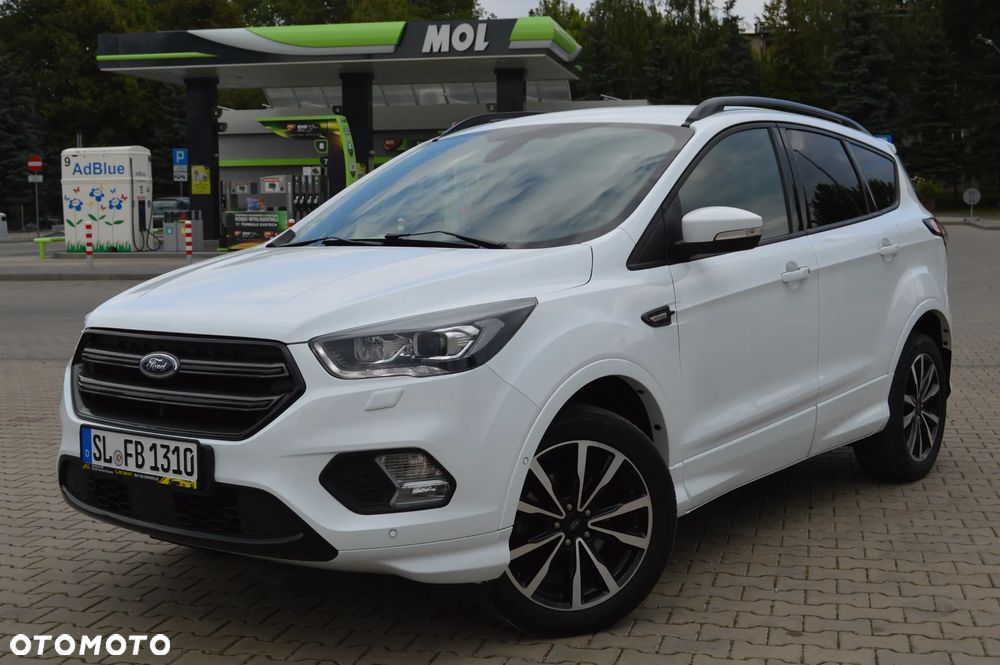 Ford Kuga 1.5 EcoBoost 2x4 ST-Line