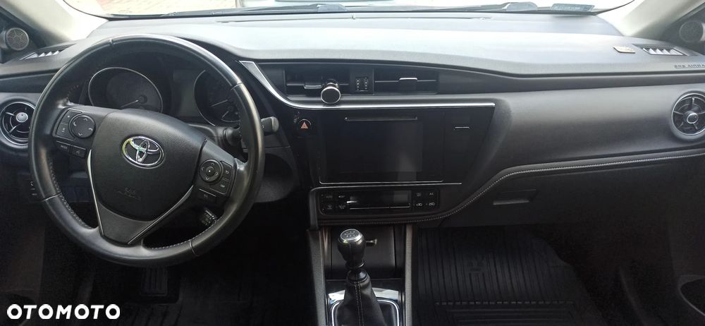 Toyota Auris 1.6 Comfort - 10