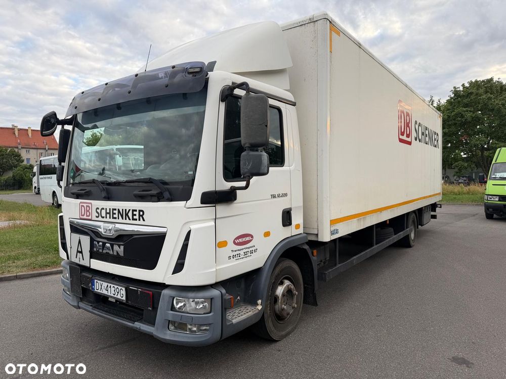 MAN TGL 12.220 - 2