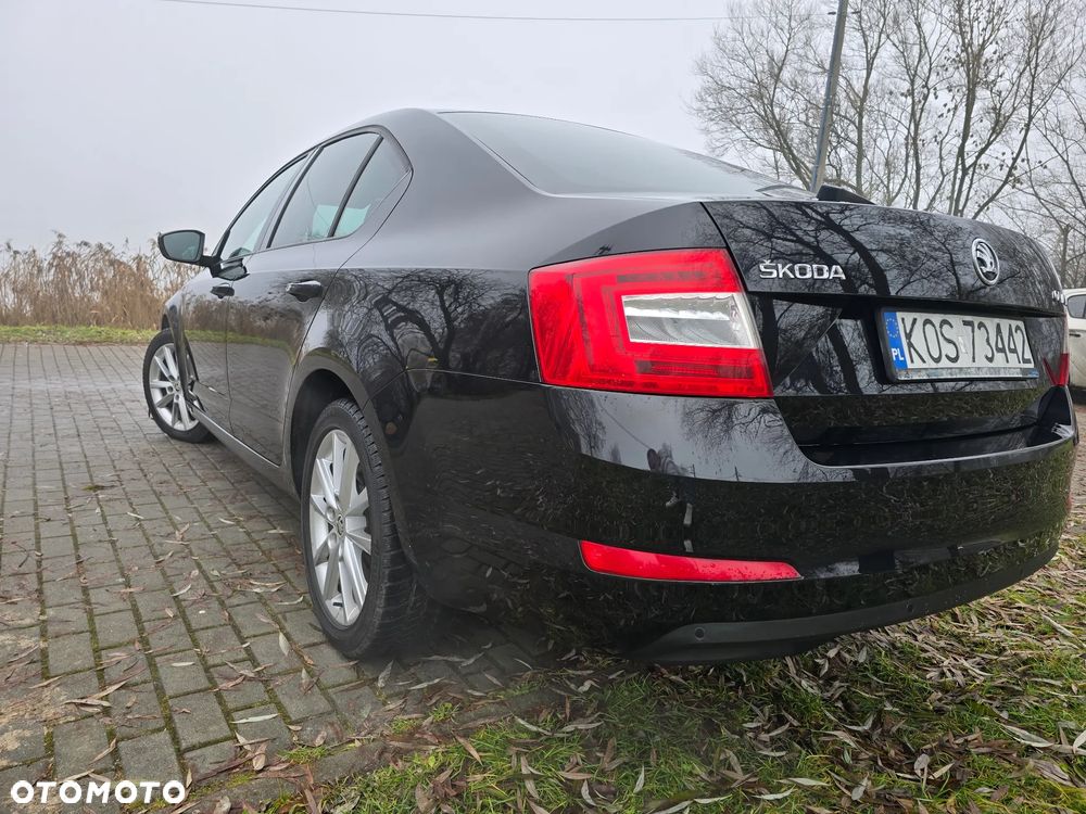 Skoda Octavia 2.0 TDI Ambition DSG EU6 - 24