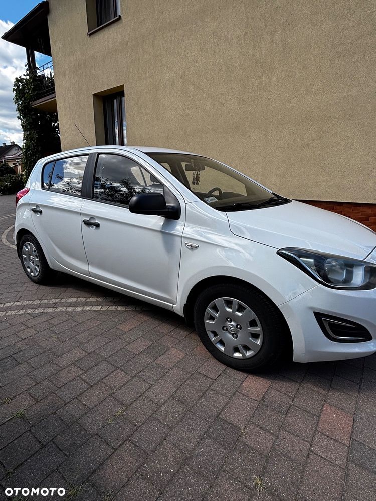Hyundai i20 - 13