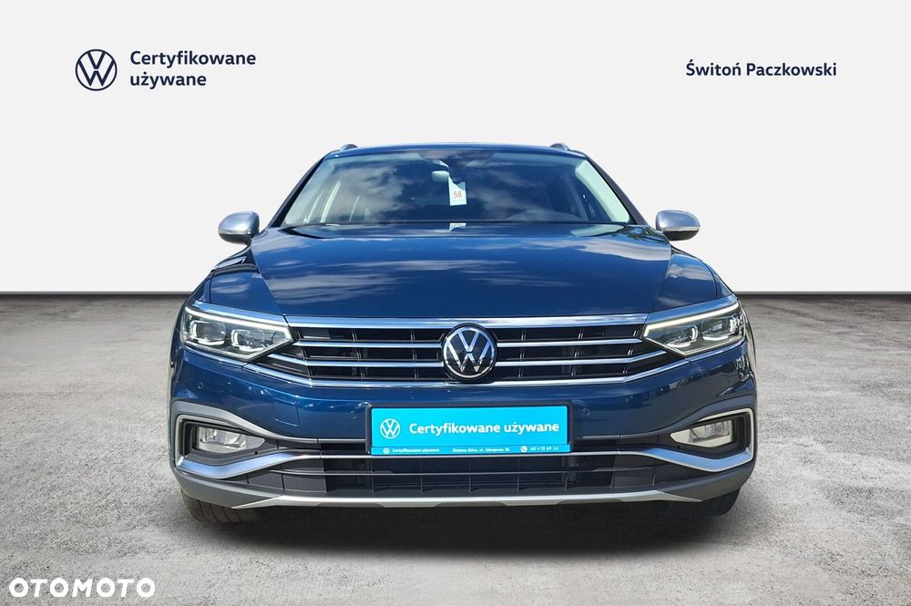 Volkswagen Passat - 8