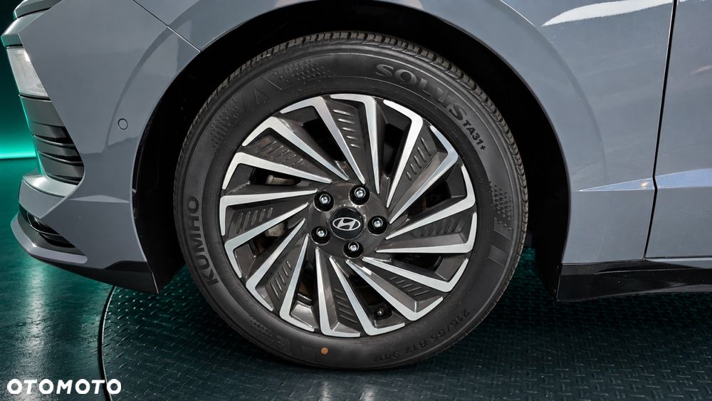 Hyundai Sonata - 13