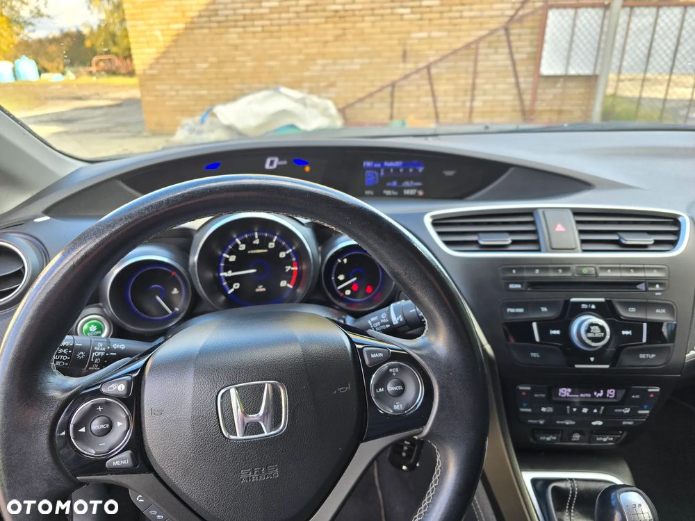 Honda Civic 1.8 Executive - 13