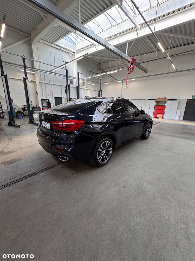 BMW X6 xDrive30d - 15