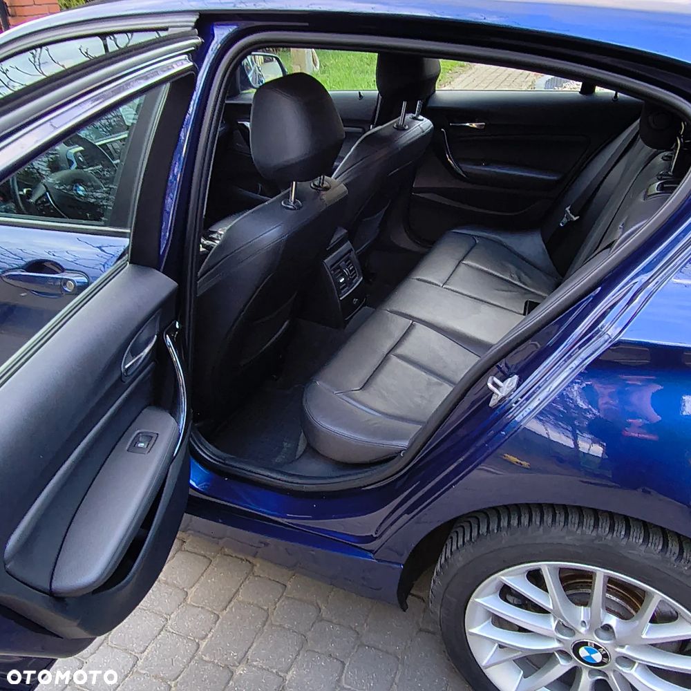 BMW Seria 1 120d xDrive Sport-Aut - 10