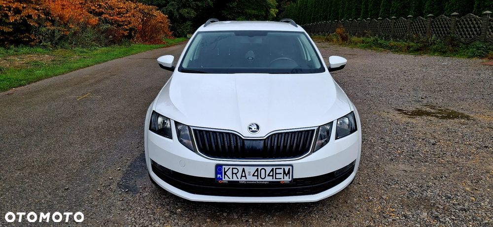 Skoda Octavia 1.6 TDI SCR Active - 8