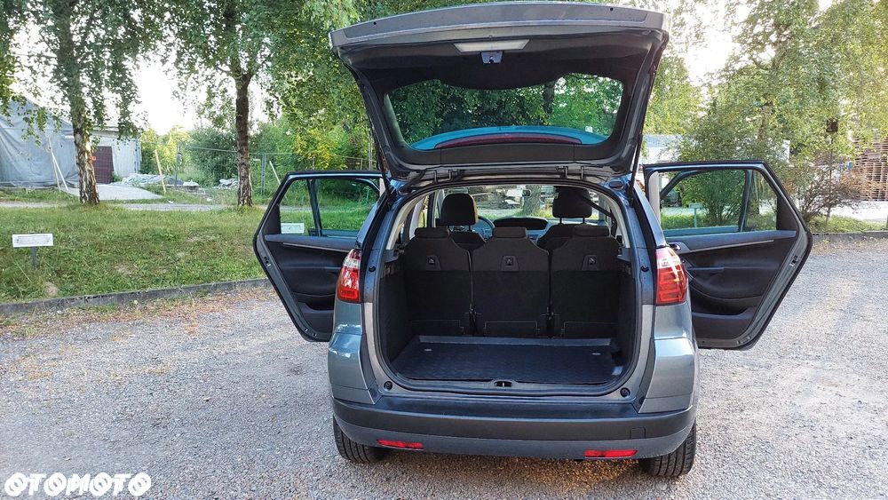 Citroën C4 Picasso - 12