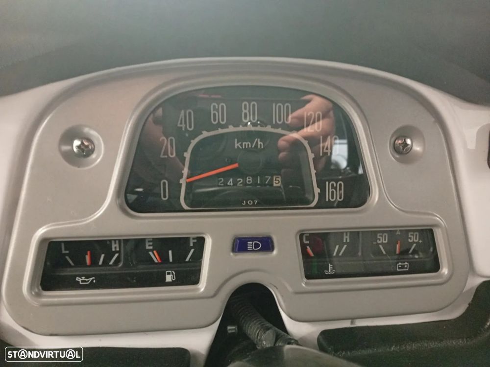 Toyota Land Cruiser - 13