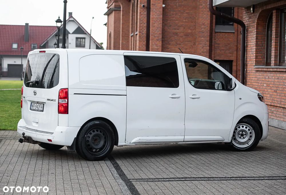 Toyota PROACE - 10