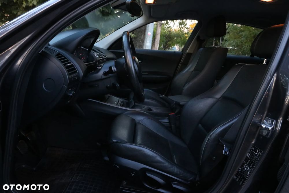 BMW Seria 1 120i - 9