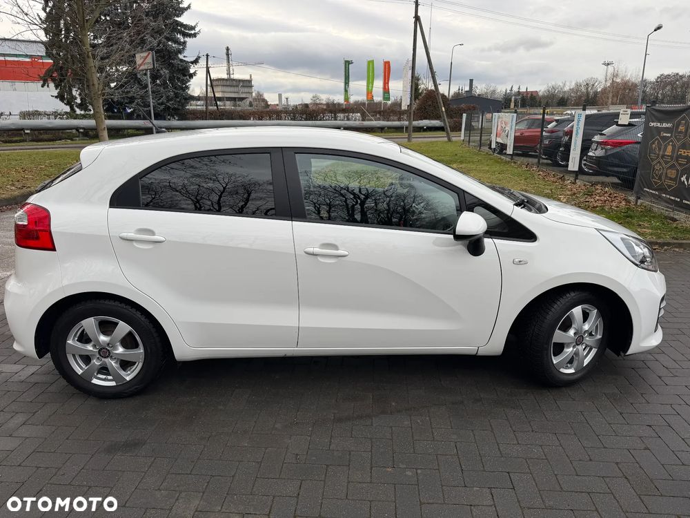 Kia Rio 1.2 Attract - 9