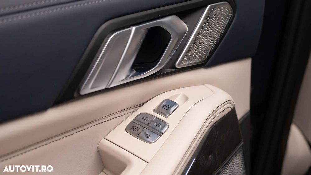 BMW X7 - 11
