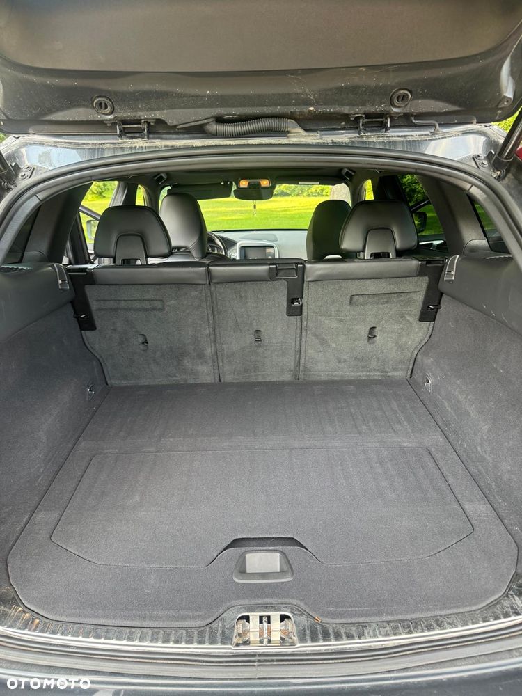 Volvo XC 60 - 16
