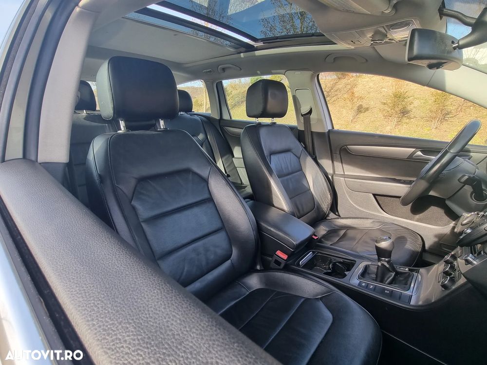 Volkswagen Passat Variant 2.0 Blue TDI SCR Highline - 13