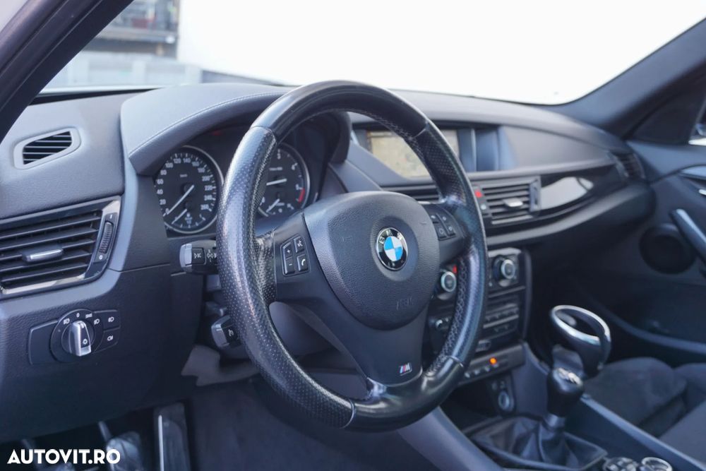 BMW X1 xDrive20d Sport Line - 14