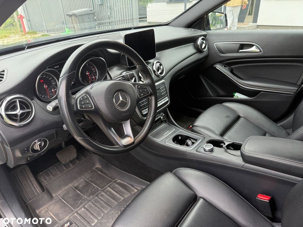 Mercedes-Benz GLA 250 4-Matic - 3