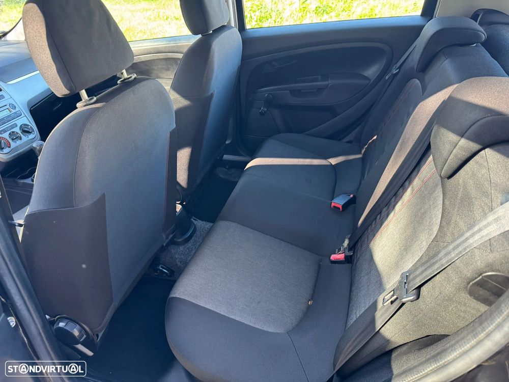 Fiat Punto - 13
