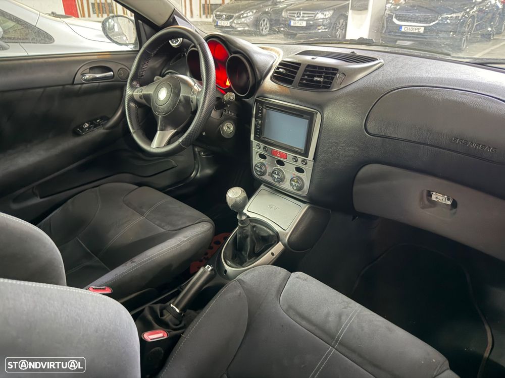 Alfa Romeo GT 1.9 JTD M-JET Progression - 8