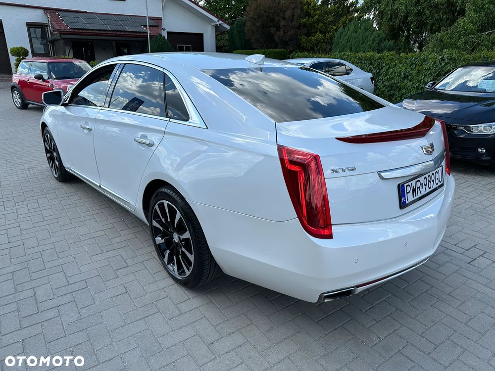 Cadillac XTS - 4