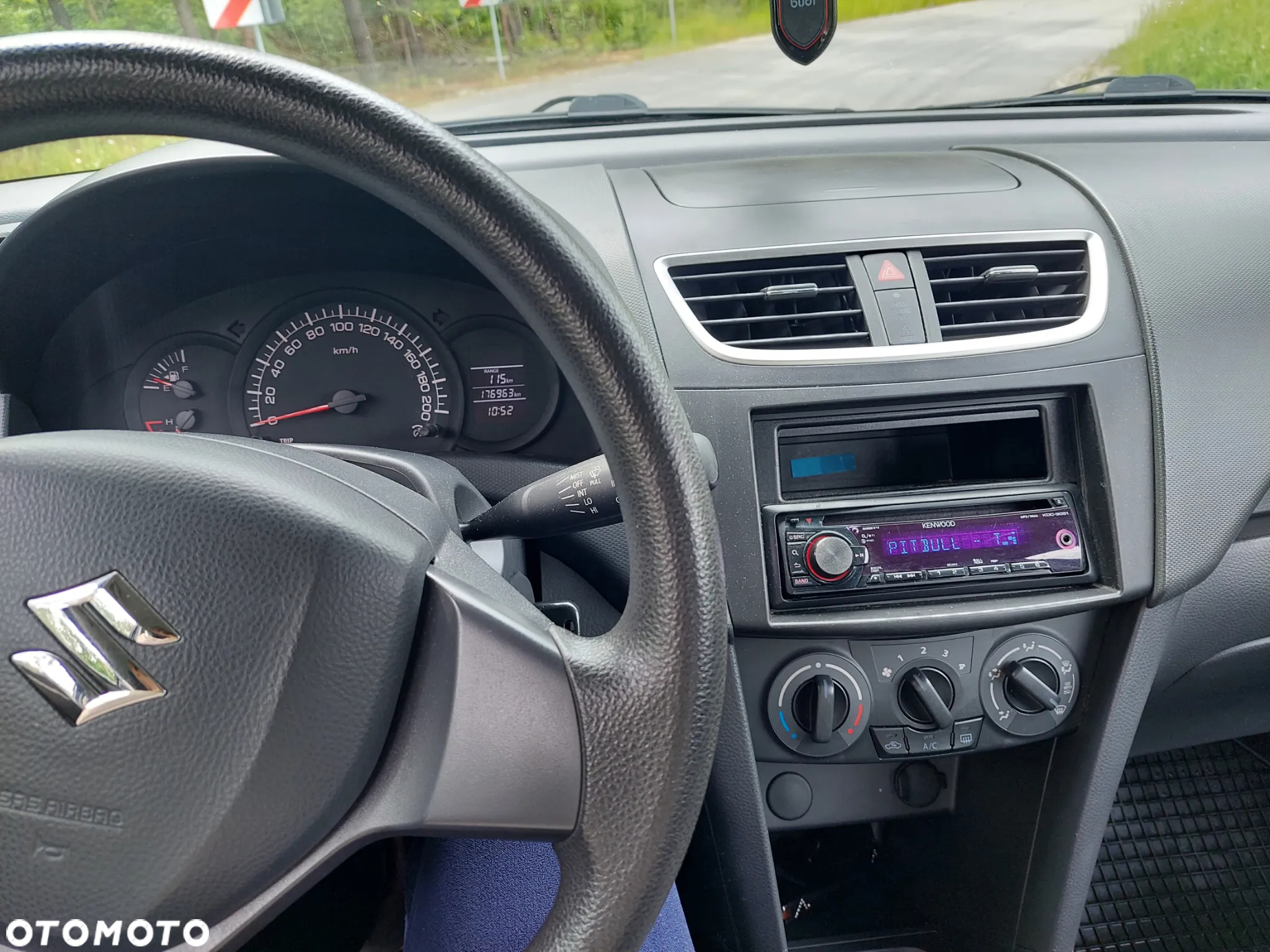 Suzuki Swift 1.2 Club - 9