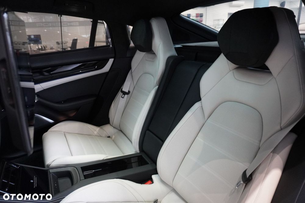 Porsche Panamera - 15