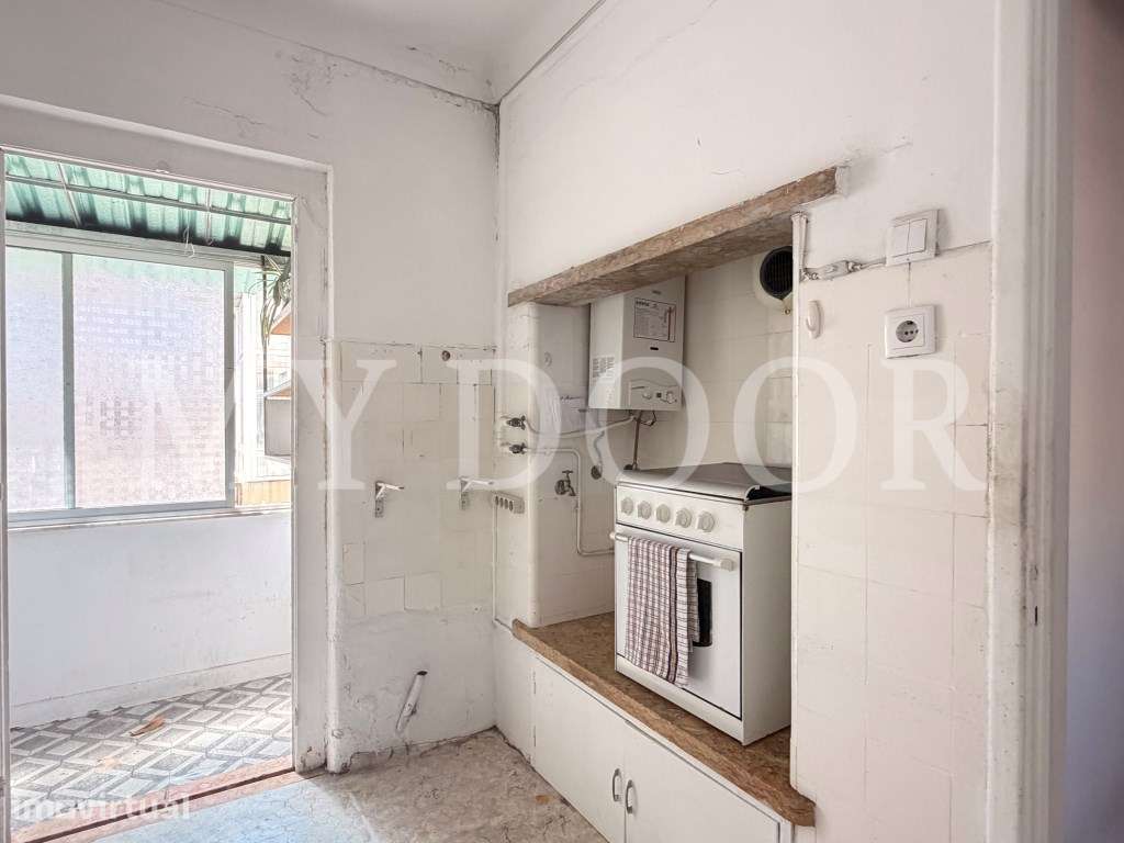 Apartamento T2 - Moscavide - Boas Áreas - Muita luz - Grande imagem: 5/23