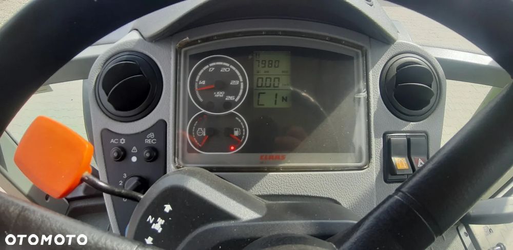 Claas Arion 620 - 20