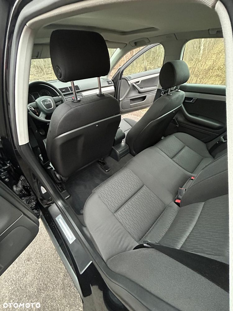 Audi A4 Limousine 2.0 TDI DPF - 23