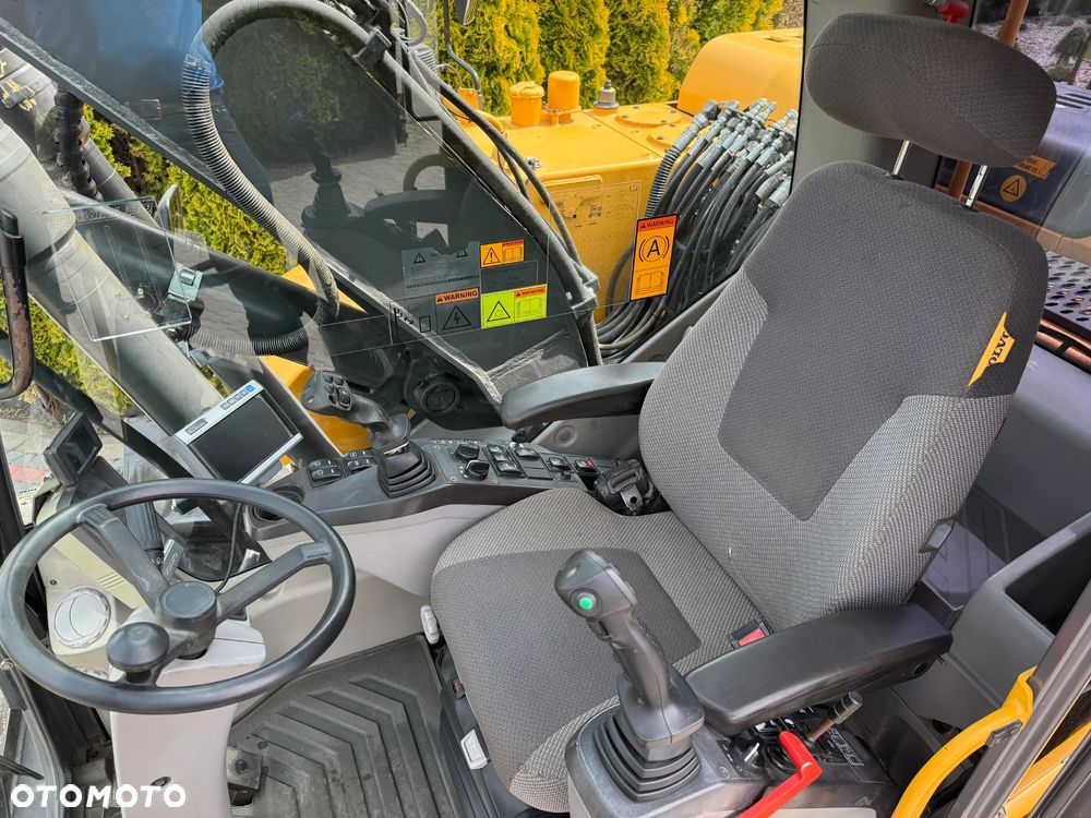 Volvo EW160D - 12