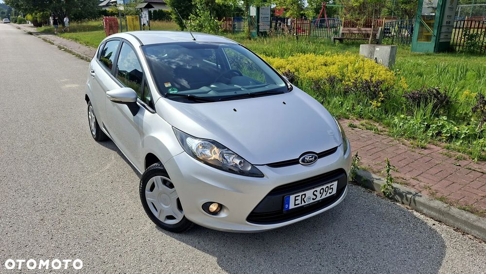 Ford Fiesta 1.25 Champions Edition - 12