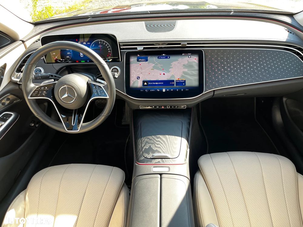 Mercedes-Benz E 400 4MATIC PHEV - 14