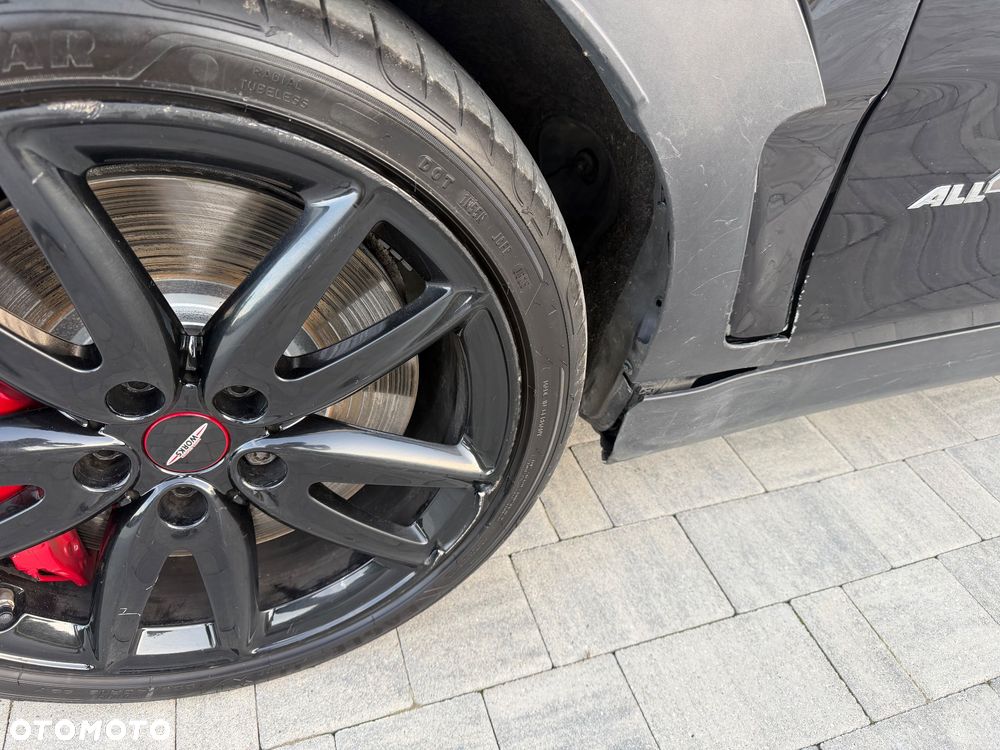 MINI John Cooper Works ALL4 sport - 11