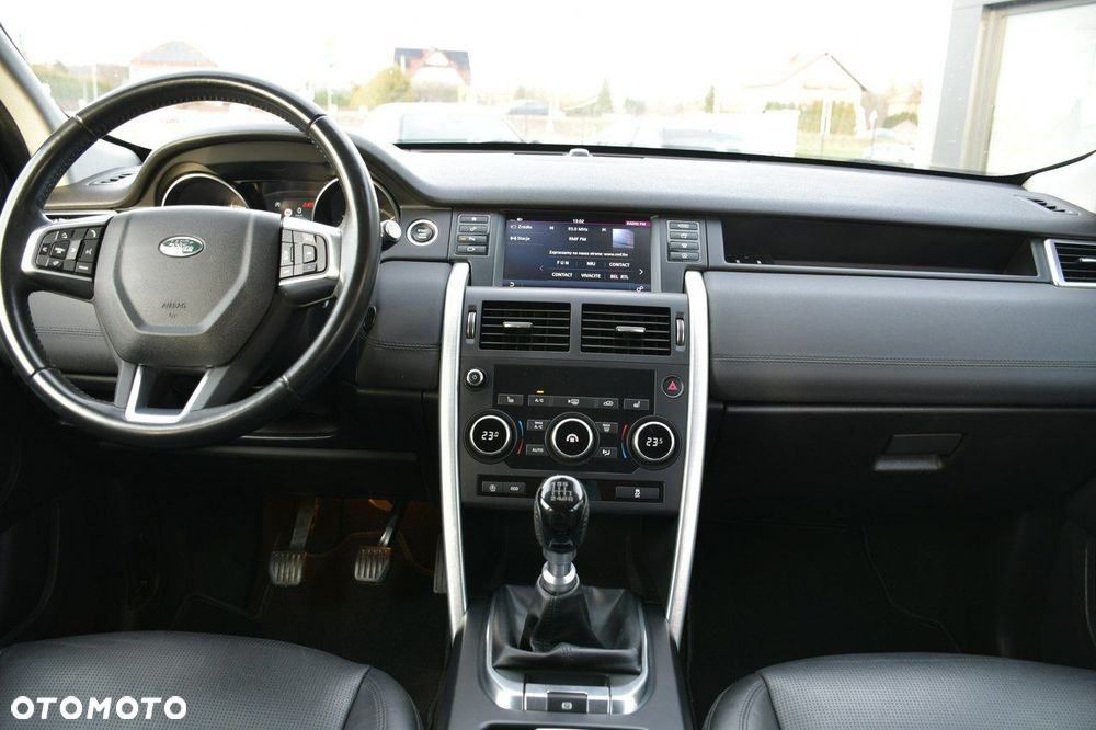 Land Rover Discovery Sport 2.0 eD4 HSE Luxury - 17