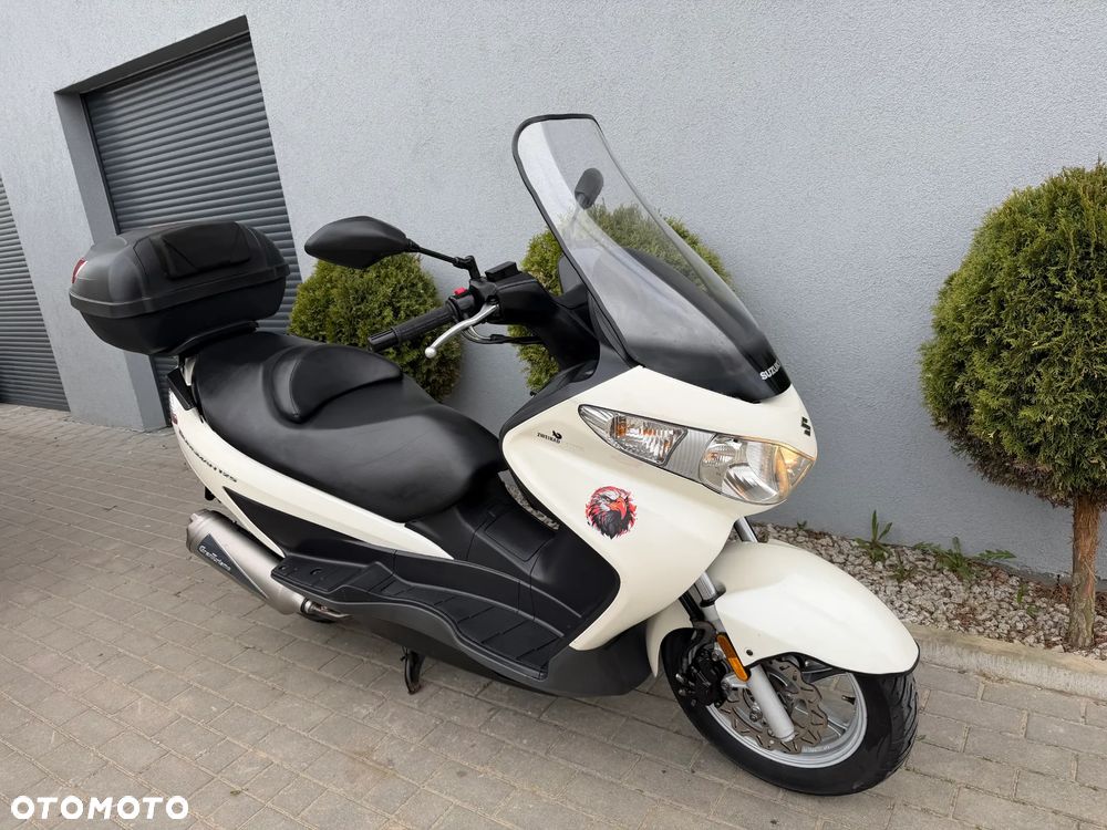 Suzuki Burgman - 5