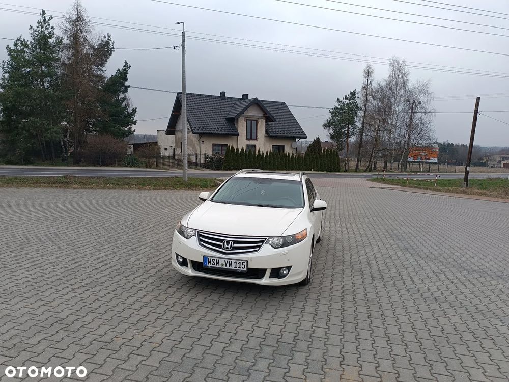 Honda Accord 2.0 Elegance Advantage - 2