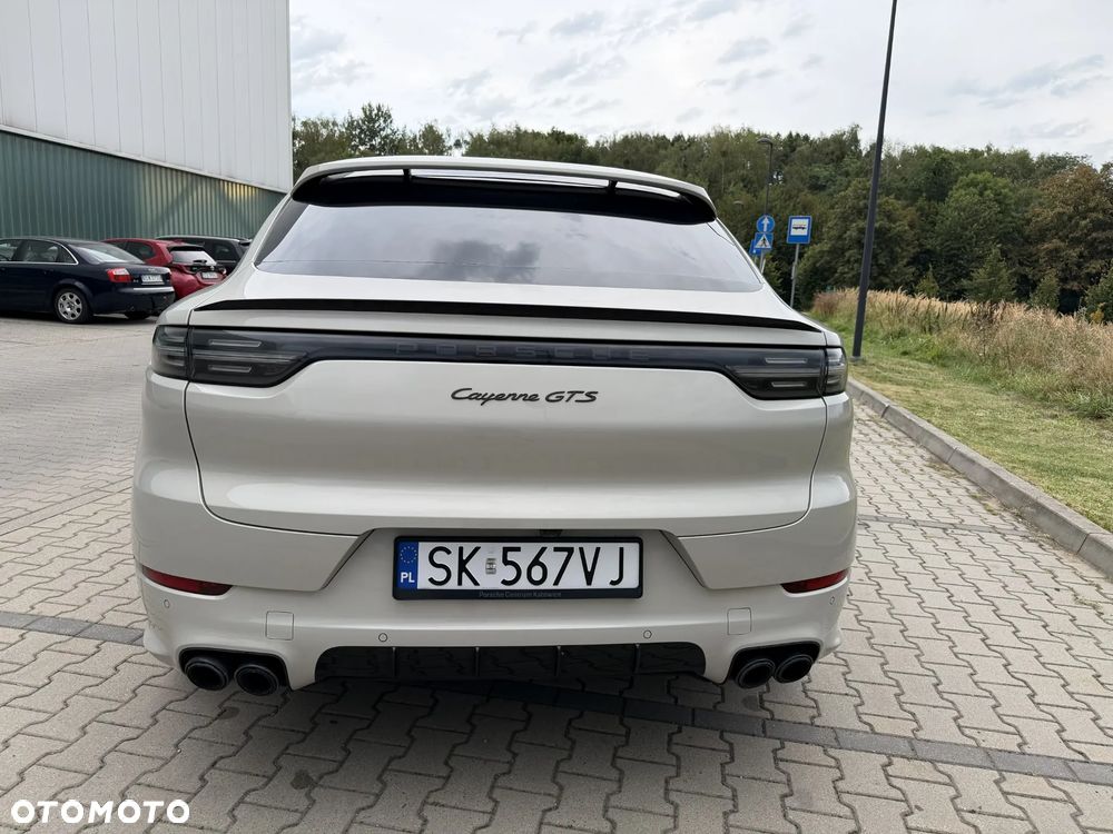 Porsche Cayenne GTS - 6