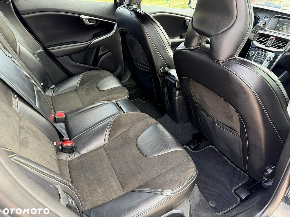 Volvo V40 - 13